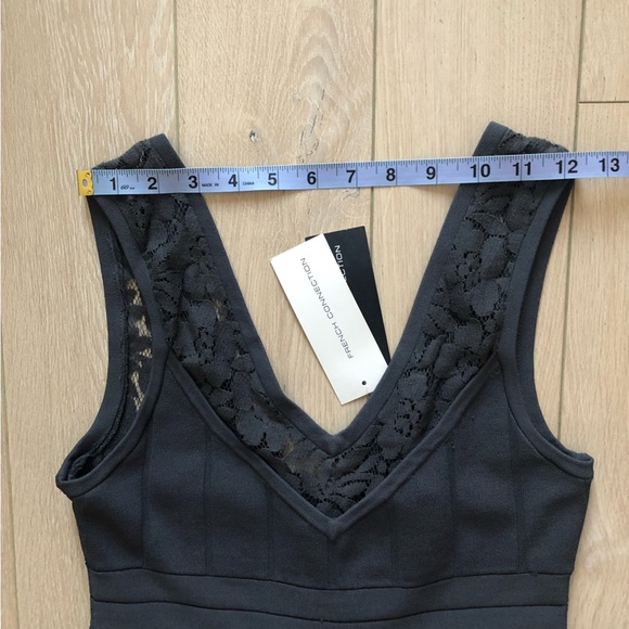 NWT French Connection Katie Crepe Lace Detailed Sleeveless V Neck Dress in Grey - Picture 3 of 14